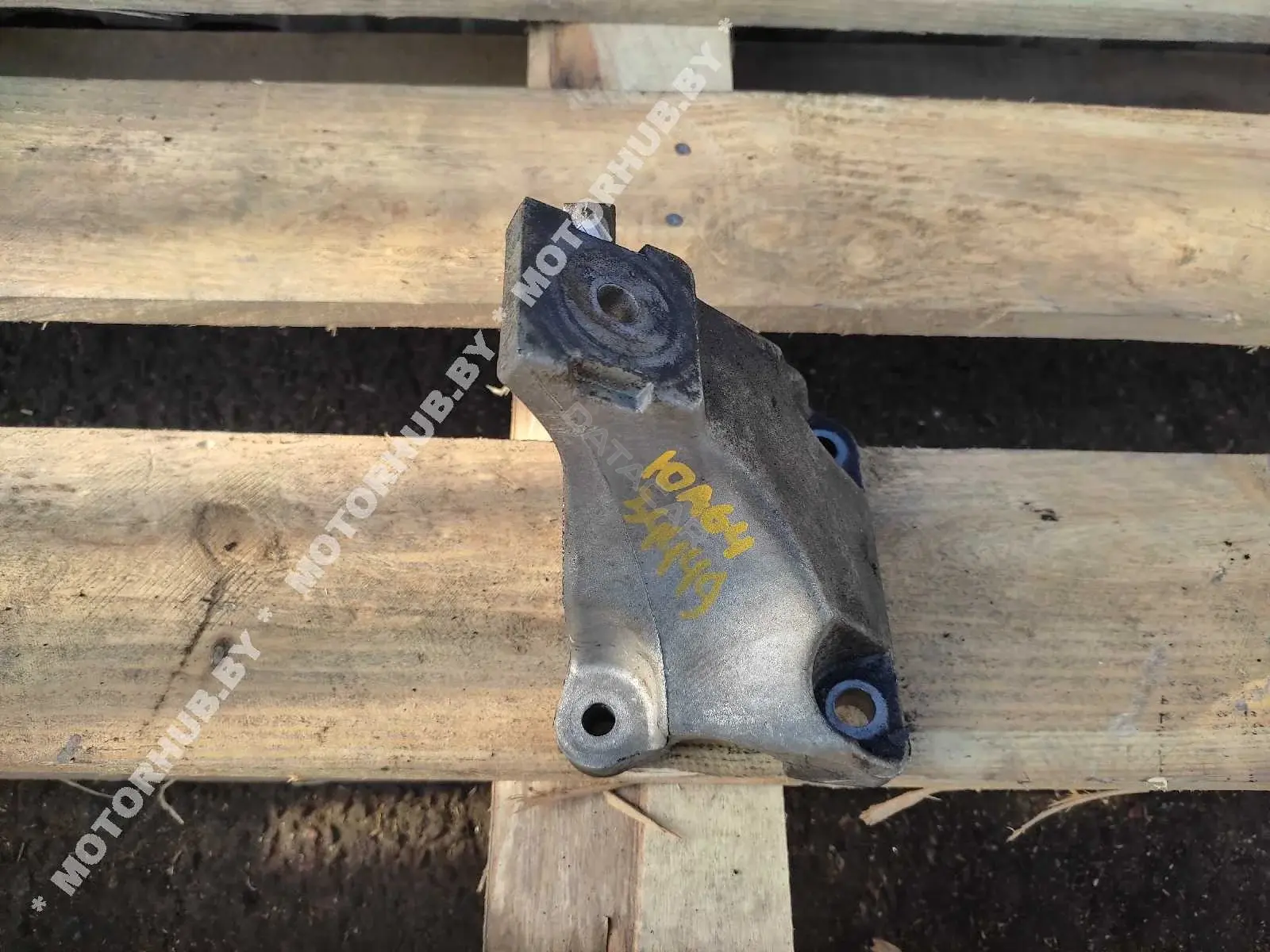 Кронштейн двигателя 4F0199308AE