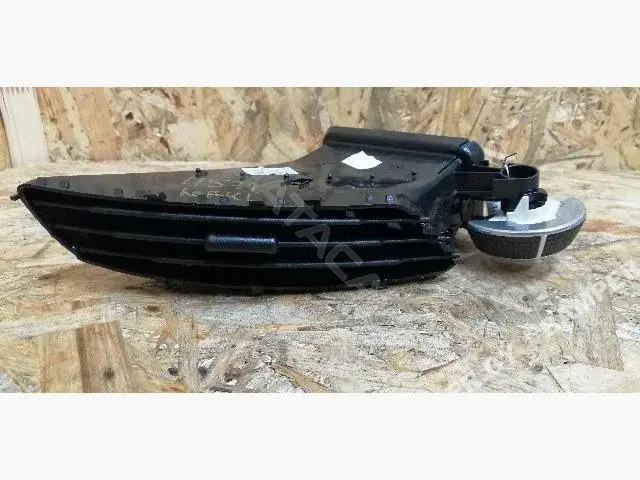 Дефлектор обдува салона F1CBR014L20BCW, F1CBR014L21BCW