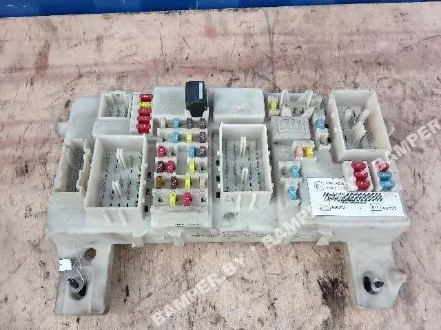 Блок предохранителей 7M5T14A073CC