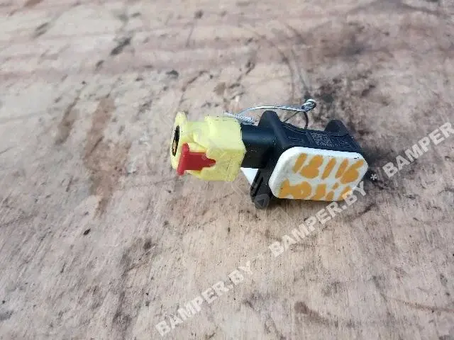 Датчик удара 6R0959351