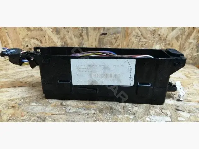 Блок предохранителей FV4T14014JVA
