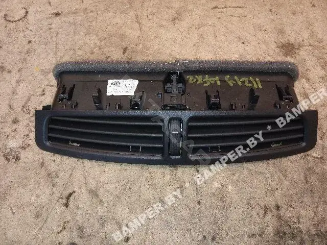 Дефлектор обдува салона AM51R01815AEW