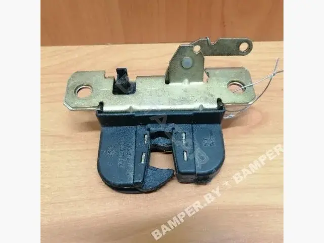 Замок крышки багажника 00006526