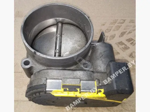 Дроссельная заслонка 077133062A