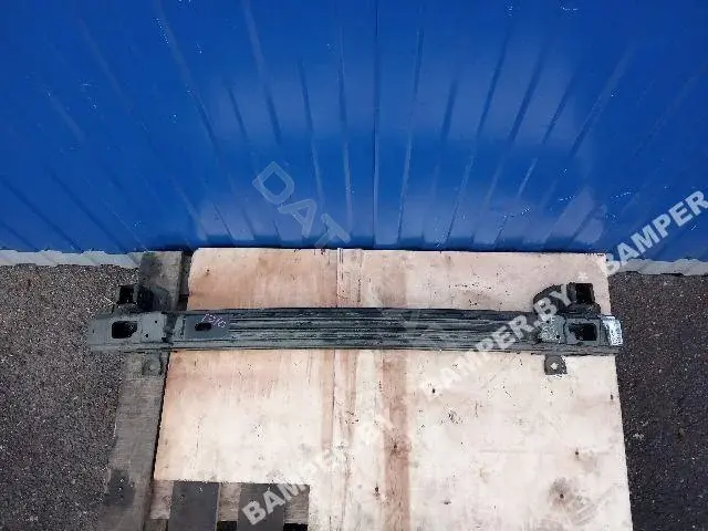 Усилитель бампера 865302B010