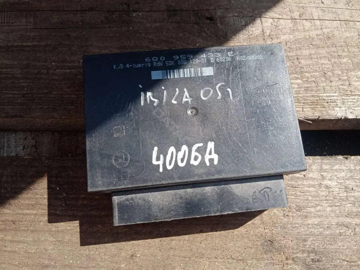 Блок комфорта 6Q0959433E