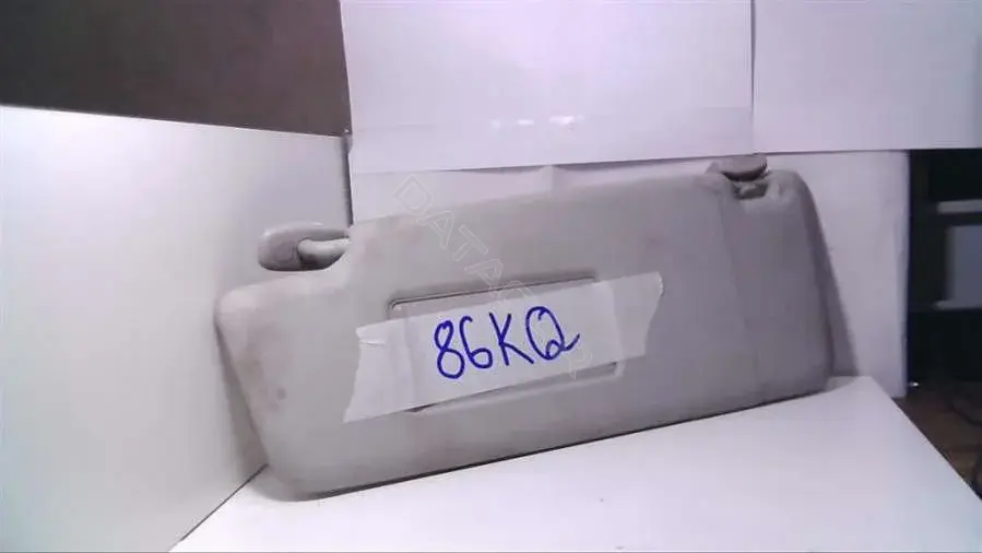 Козырек солнцезащитный 86KQ