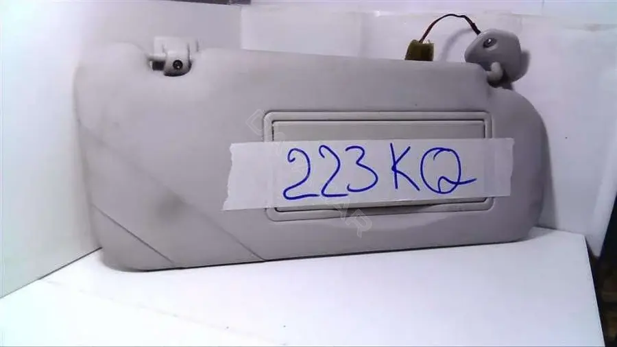 Козырек солнцезащитный 223KQ