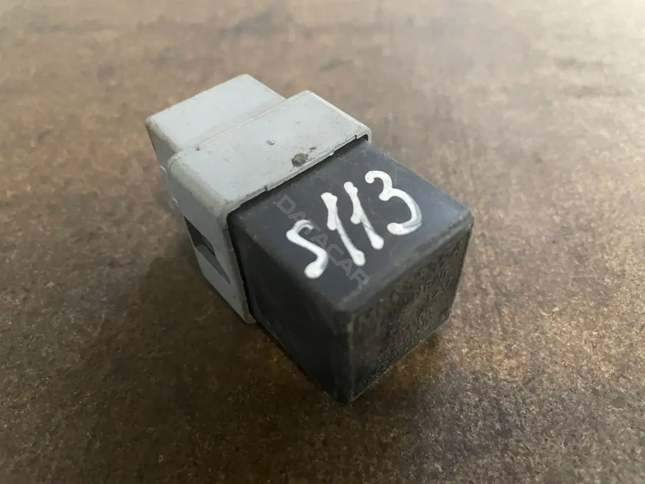 Реле стеклоочистителя MB953394