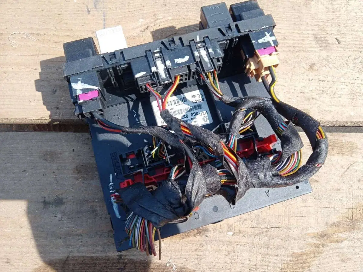 Блок комфорта 3C0937049AH