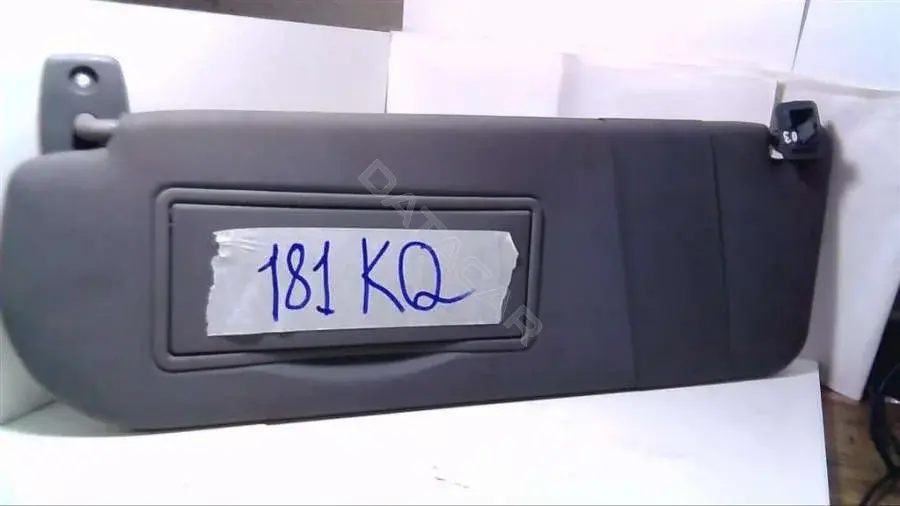 Козырек солнцезащитный 181KQ