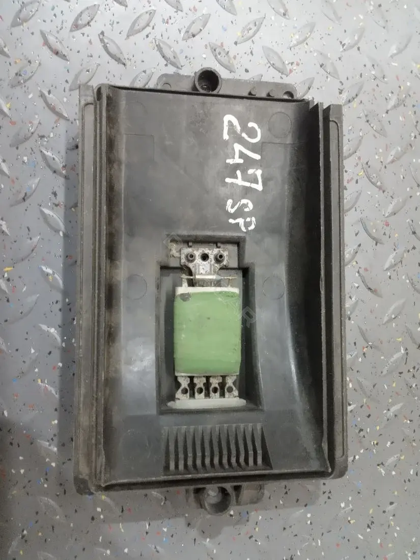 Резистор печки H35