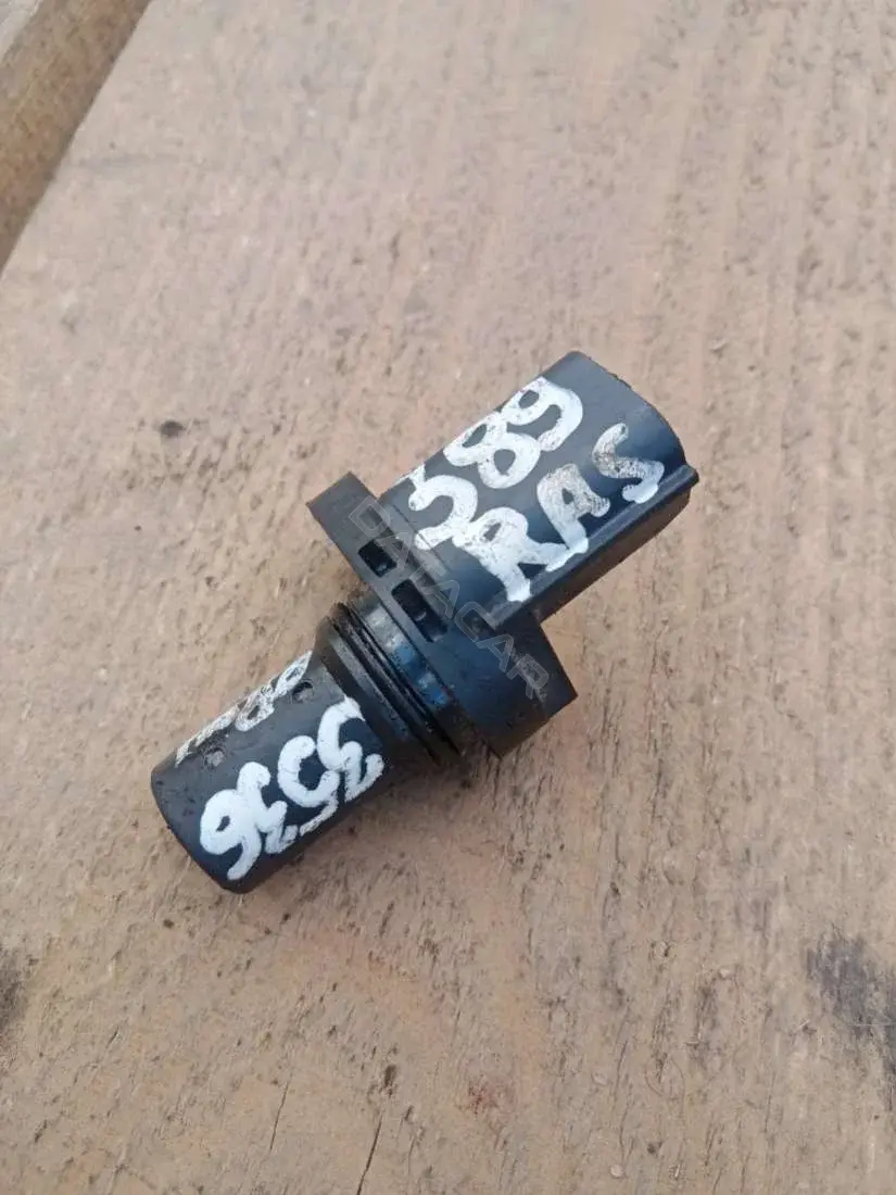 Датчик распредвала MR985041