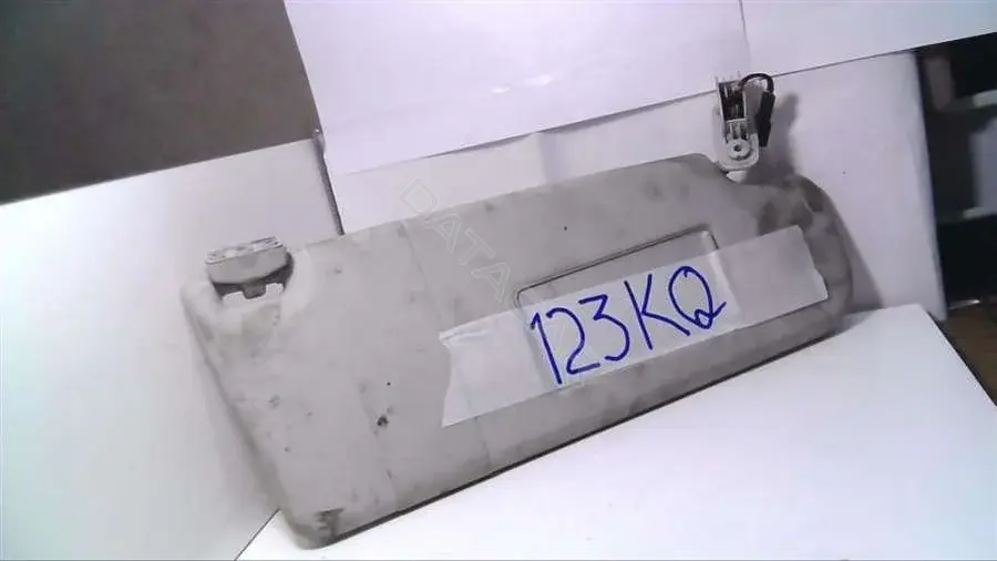 Козырек солнцезащитный 123KQ