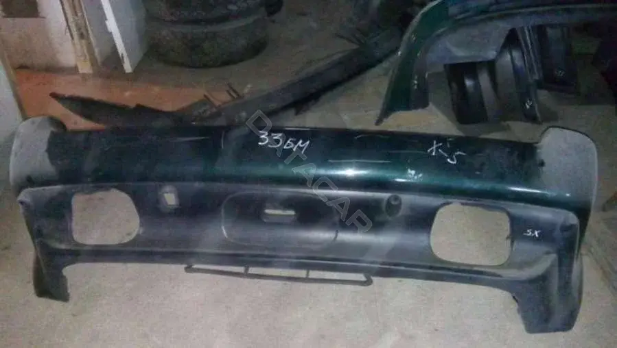 Задний бампер 33BM