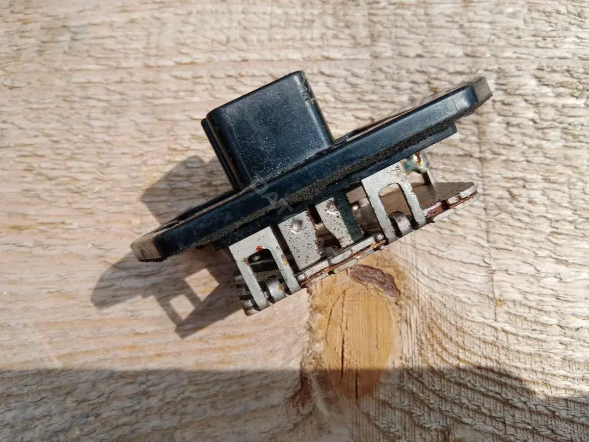 Резистор печки 685SP