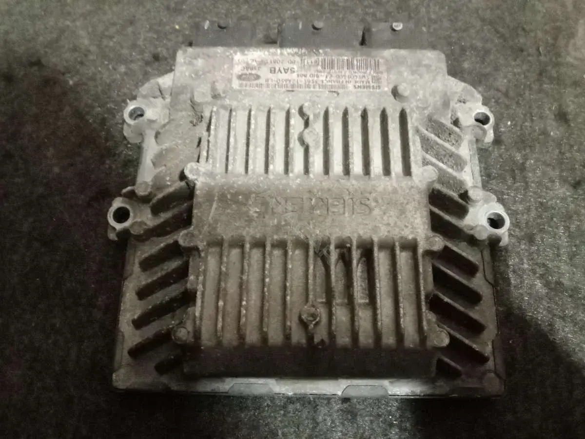 Блок управления двигателем 3S6112A650LB, 5WS40140D