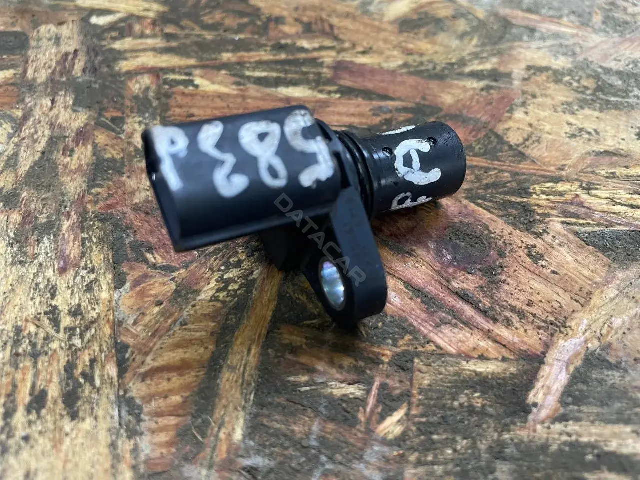 Датчик распредвала MR985041
