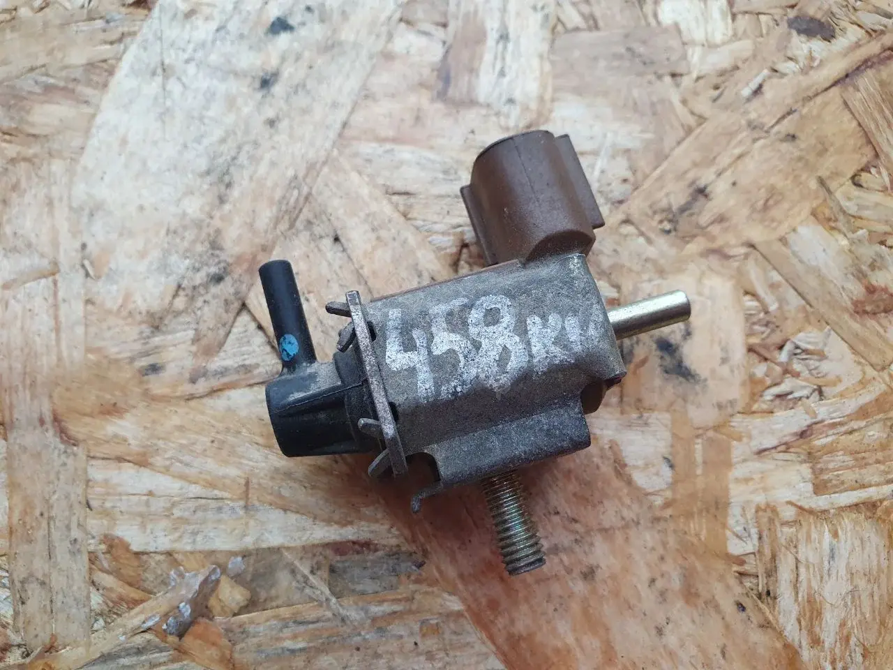 Клапан электромагнитный K5T48271
