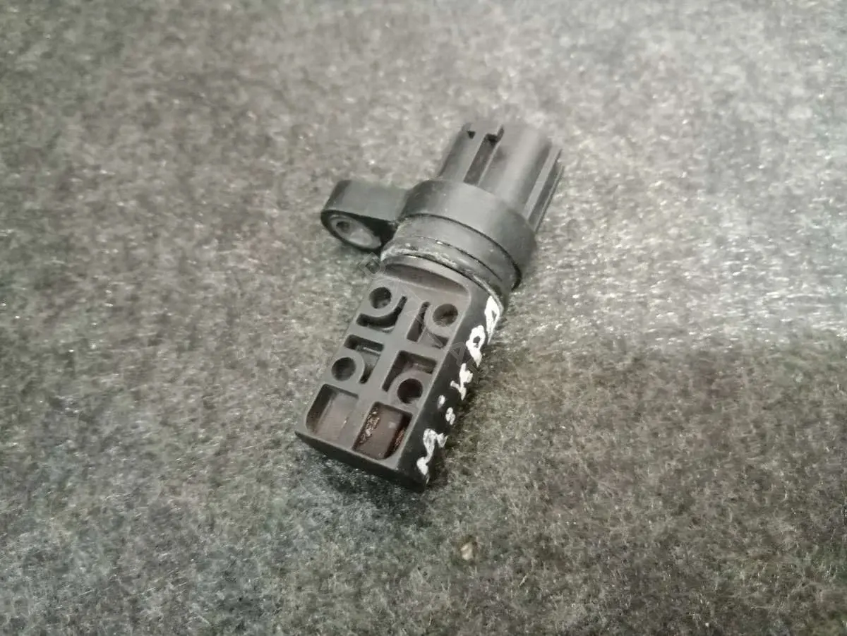 Датчик распредвала A29640C23