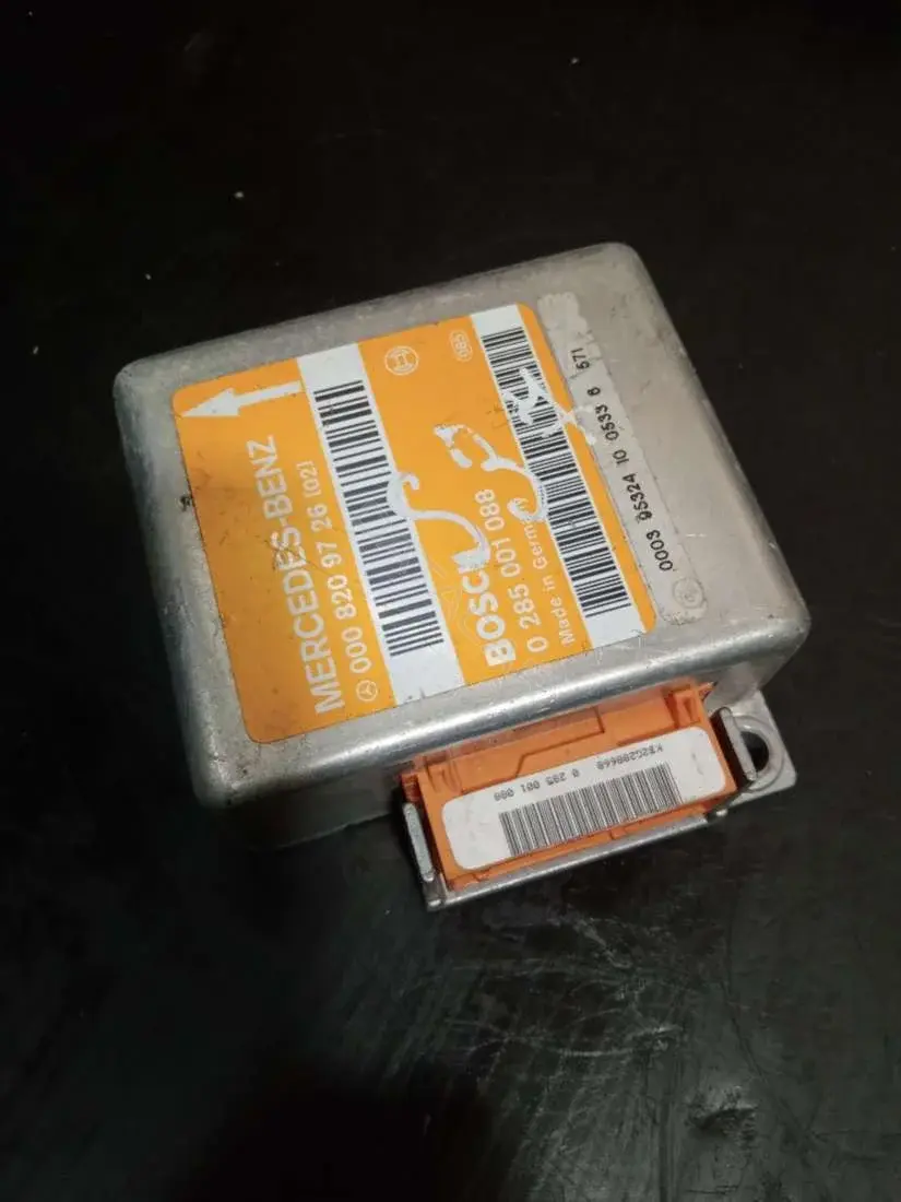 Блок управления подушками безопасности 0008209726, 0285001088