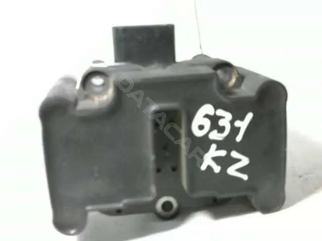 Катушка зажигания 032905106B