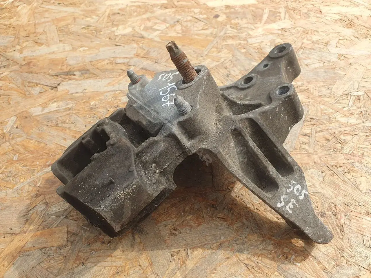 Подушка КПП 3C117M125