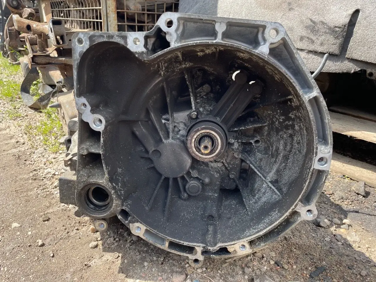 Механическая коробка передач (МКПП) 2N1R, 7002EB