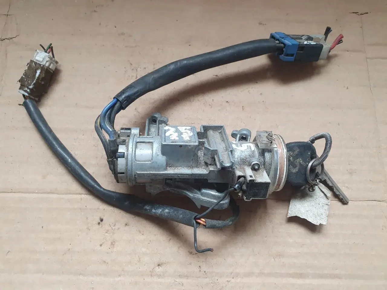 Замок зажигания 337546, 6500D53