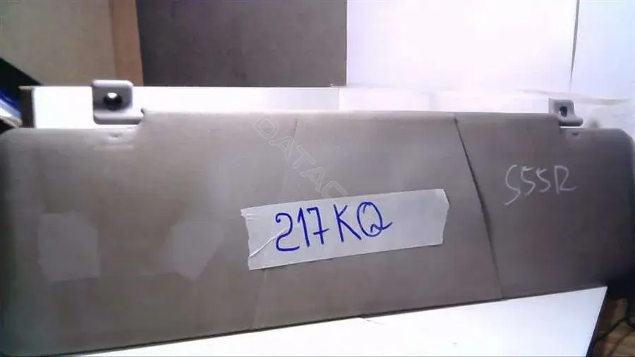Козырек солнцезащитный 217KQ