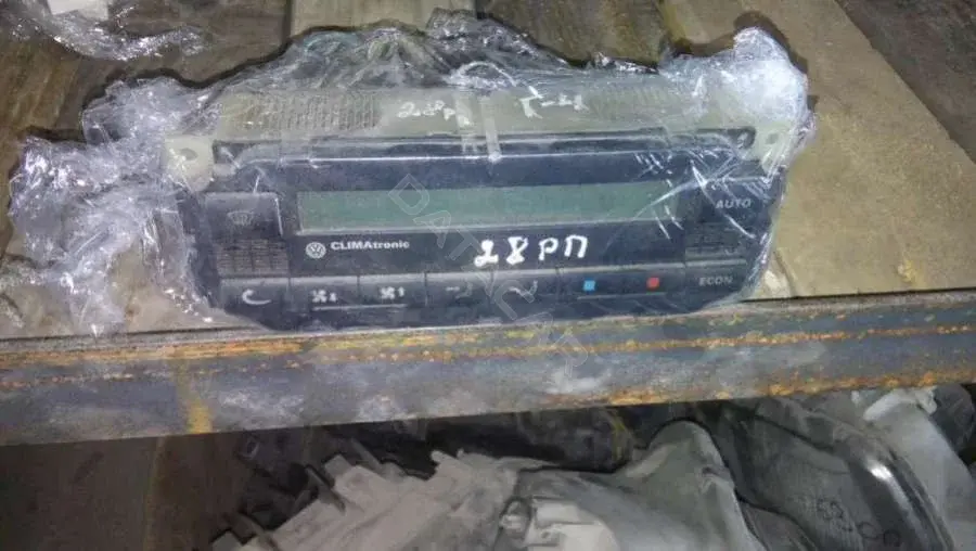 Блок управления климат-контролем 28RP
