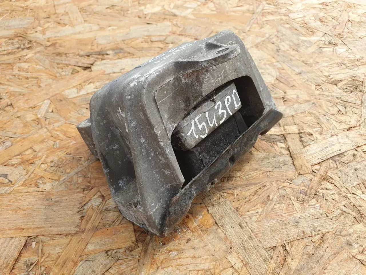 Подушка КПП 1J0199555