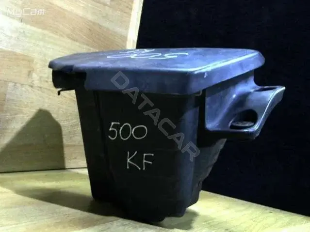 Корпус воздушного фильтра 7508710 BMW