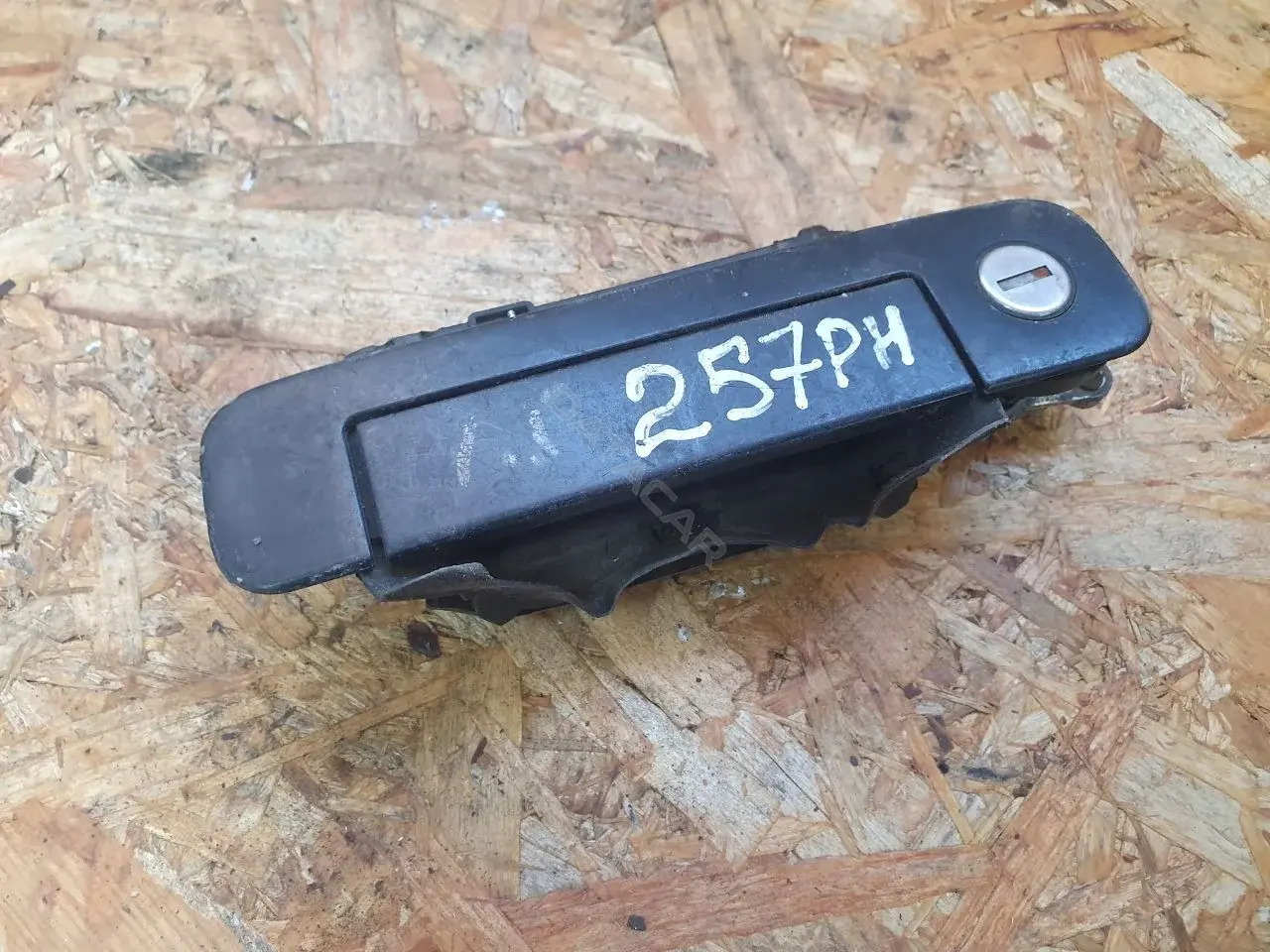 Ручка двери 4B0837205