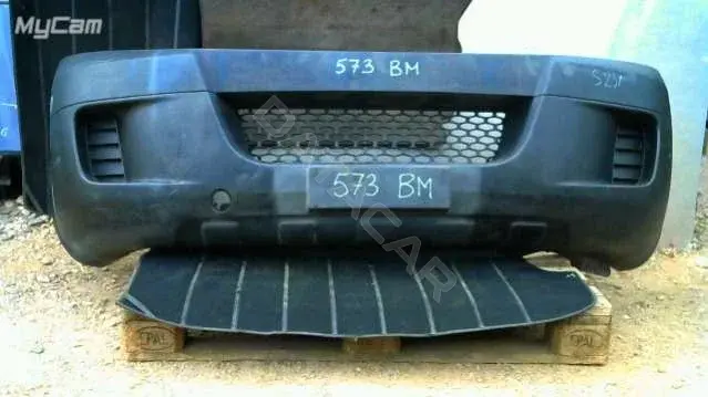 Передний бампер IVECO