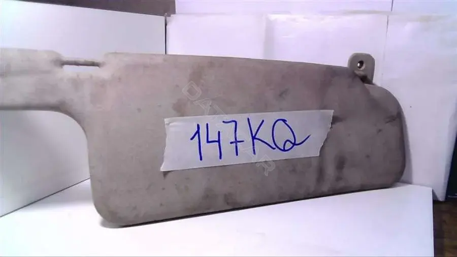 Козырек солнцезащитный 147KQ