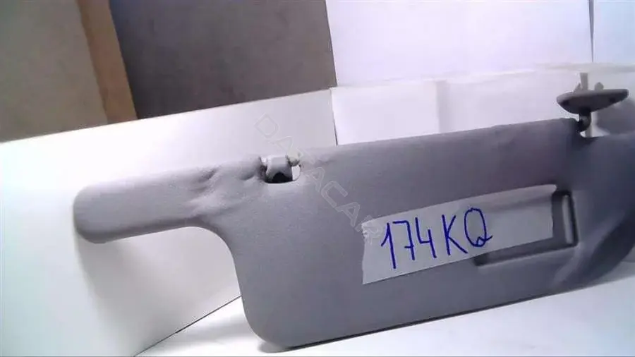 Козырек солнцезащитный 174KQ