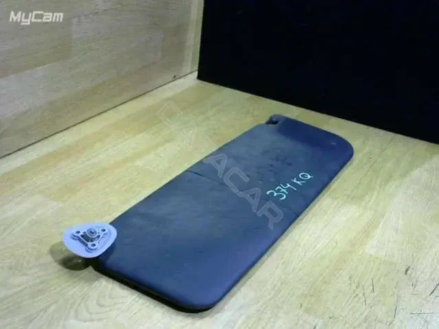 Козырек солнцезащитный 374KQ