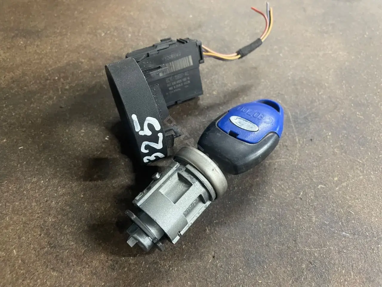 Замок зажигания 6C1T15607AC