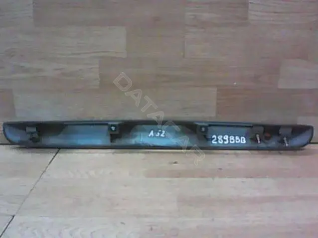 Фонарь подсветки номерного знака c100 50. 811
