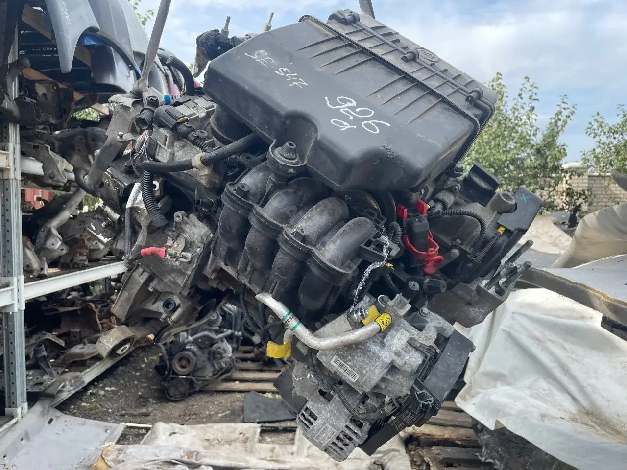 Двигатель в сборе 169A4000