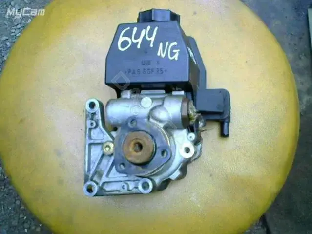 Насос гидроусилителя руля A 002 466 10 01