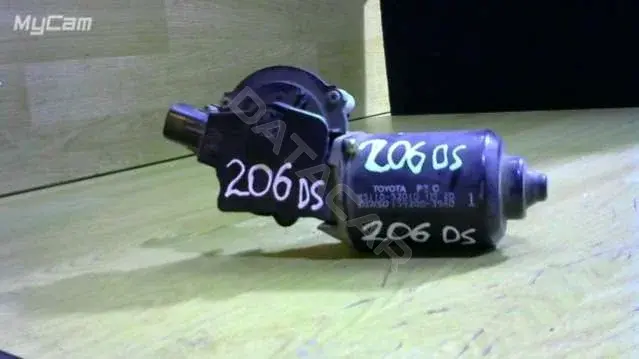 Мотор стеклоочистителя DENSO 159200-3940 85110-52010