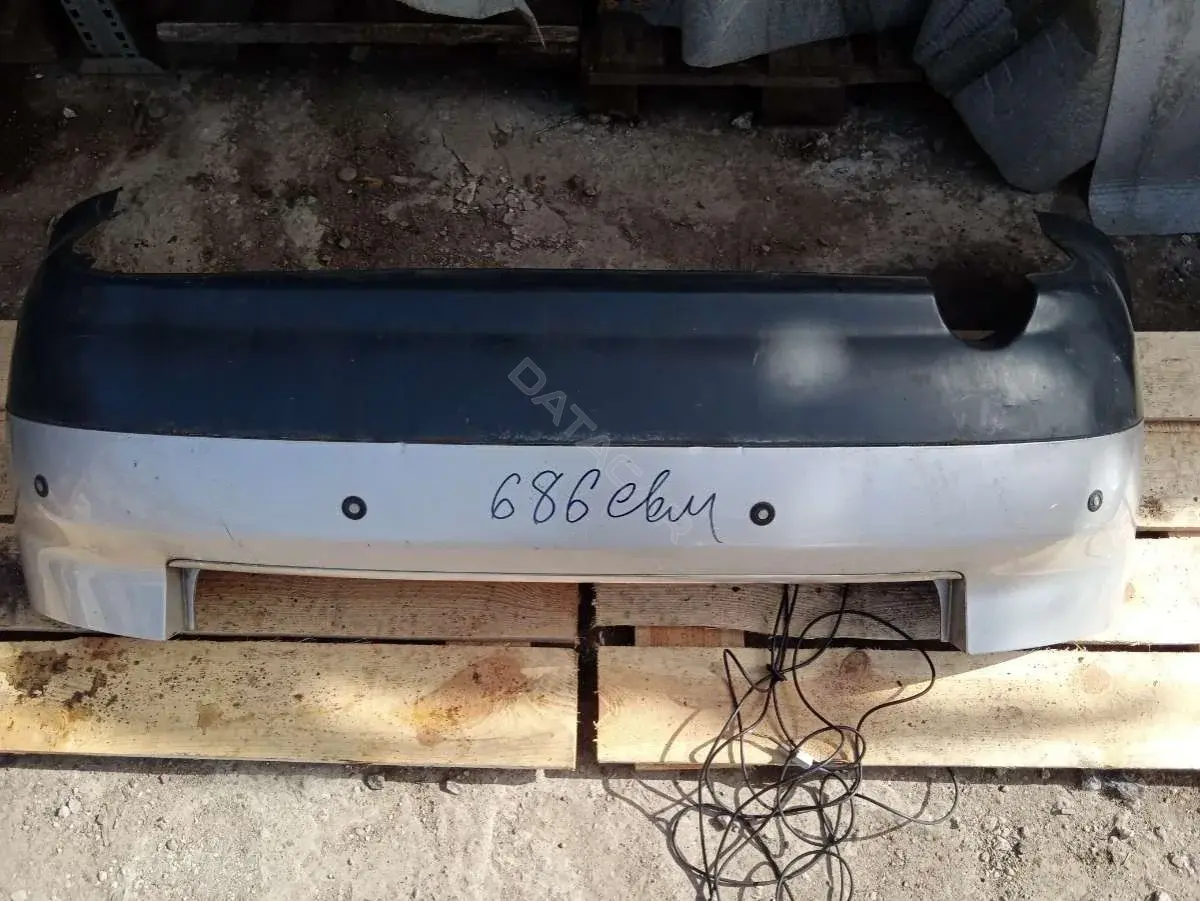 Задний бампер 686EBM