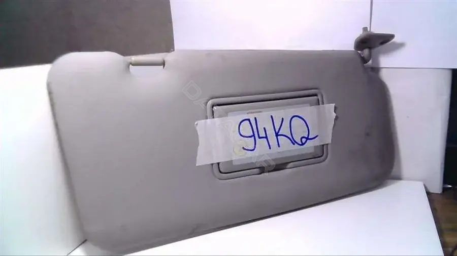 Козырек солнцезащитный 94KQ