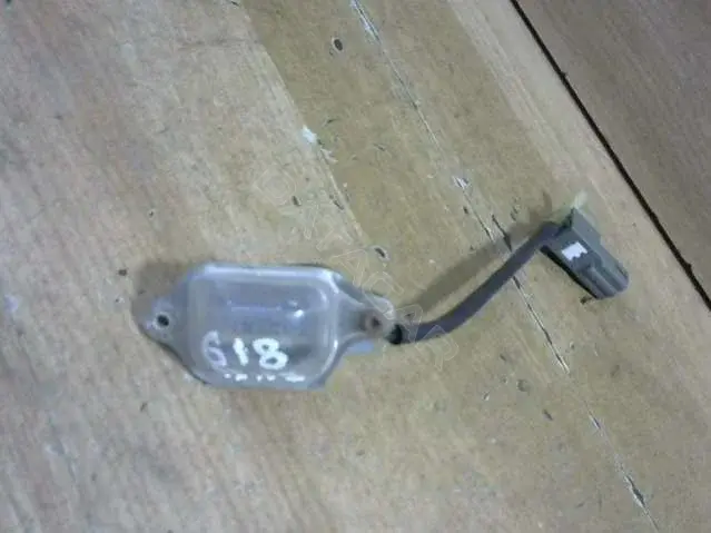 Фонарь подсветки номерного знака 618BBB