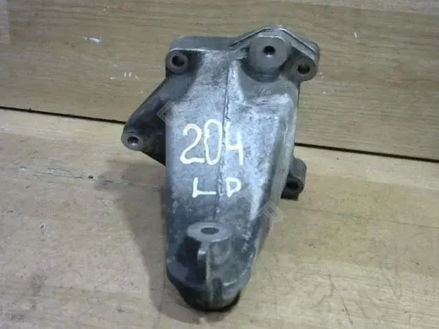 Кронштейн двигателя A2712230904