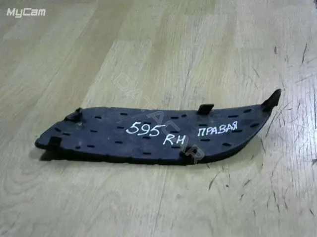 Решетка бампера / заглушка 595RH
