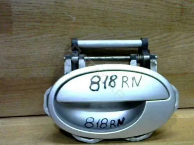 Ручка двери 818RN