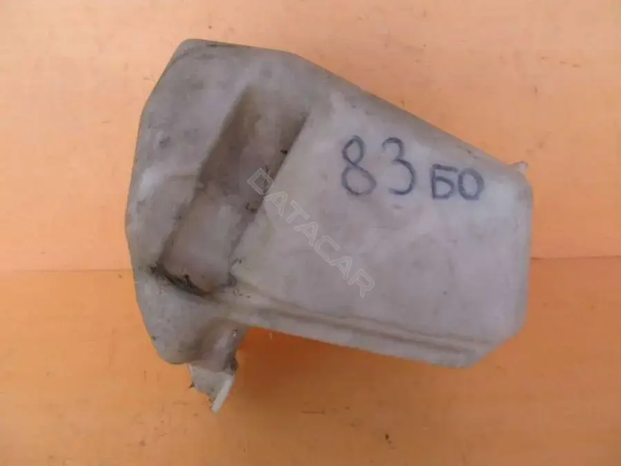 Бачок омывателя 83BO